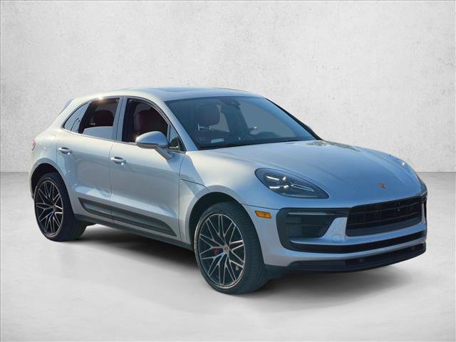 Used 2022 Porsche Macan S AWD/4WD image 3