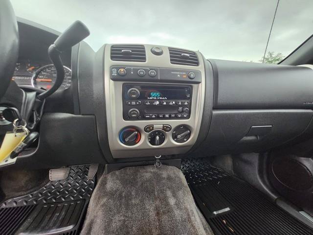 Used 2011 GMC Canyon SLE AWD/4WD image 12