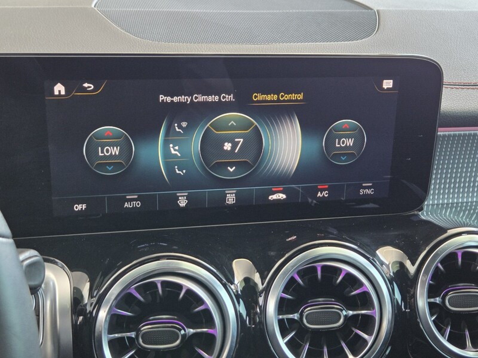 Certified 2023 Mercedes-Benz EQB 300 4MATIC image 31