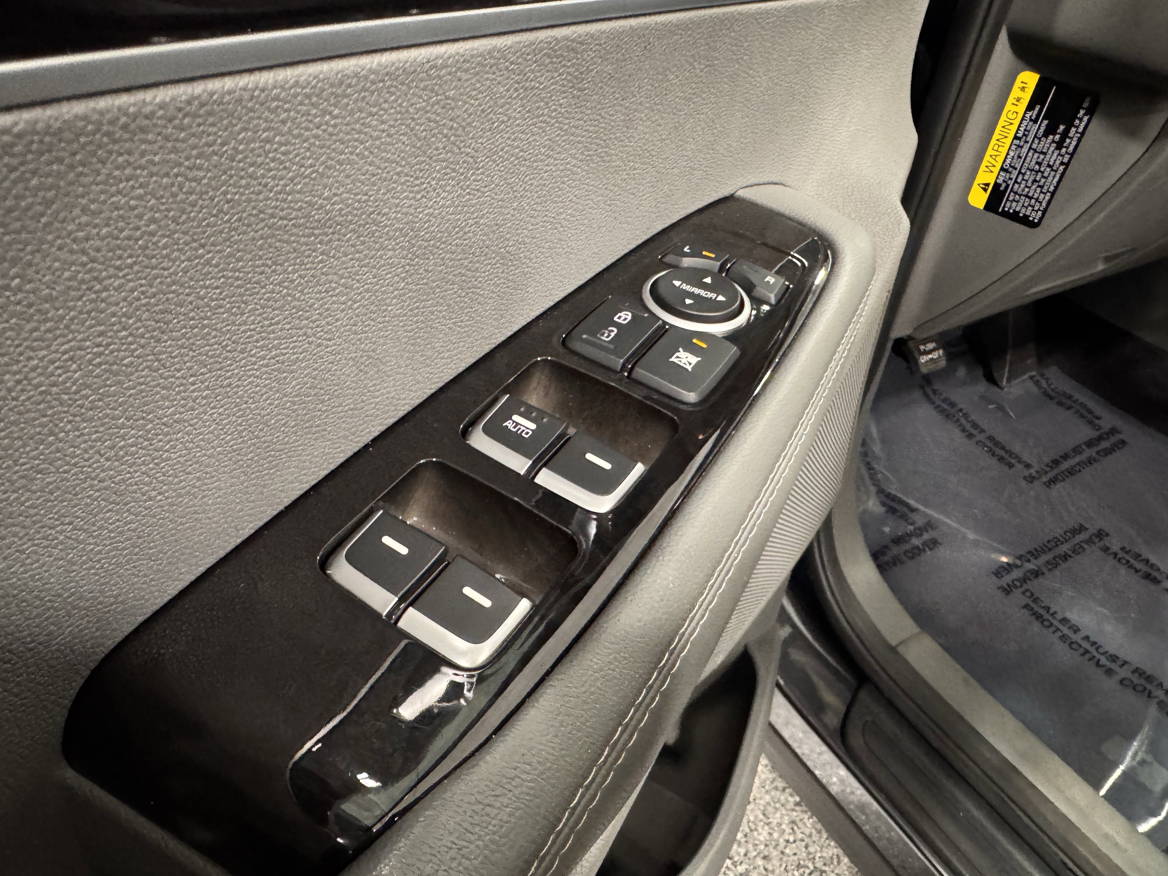 Used 2016 Kia Sorento EX image 23