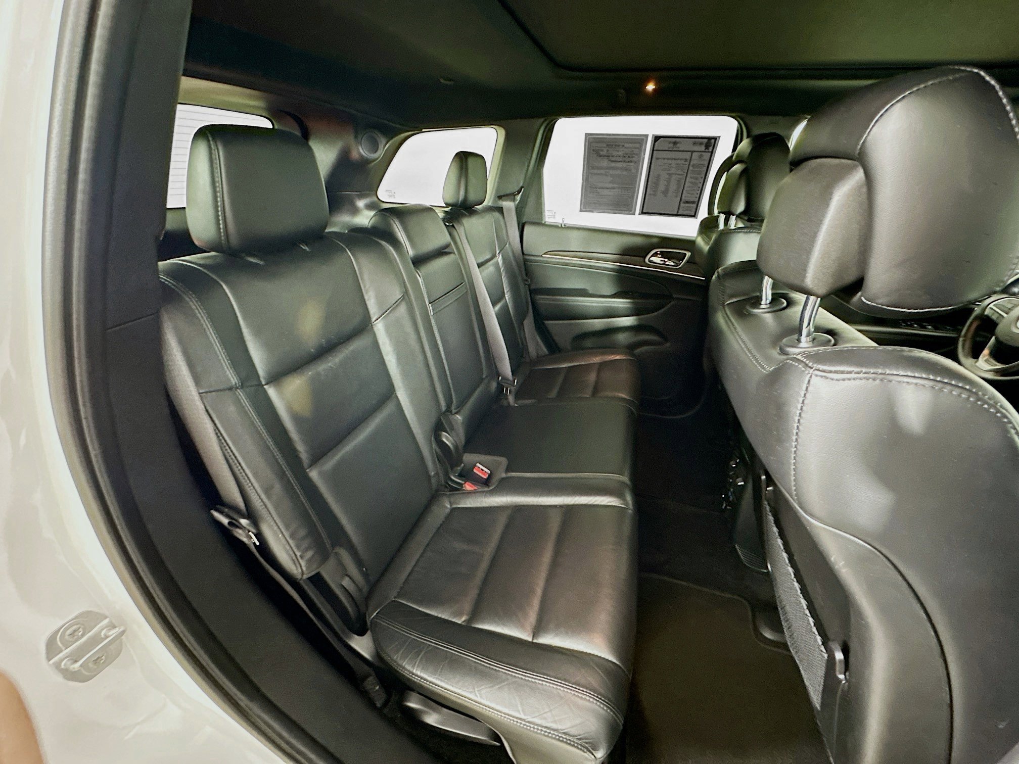 Used 2022 Jeep Grand Cherokee Limited w/ Trailer Tow Group IV image 36