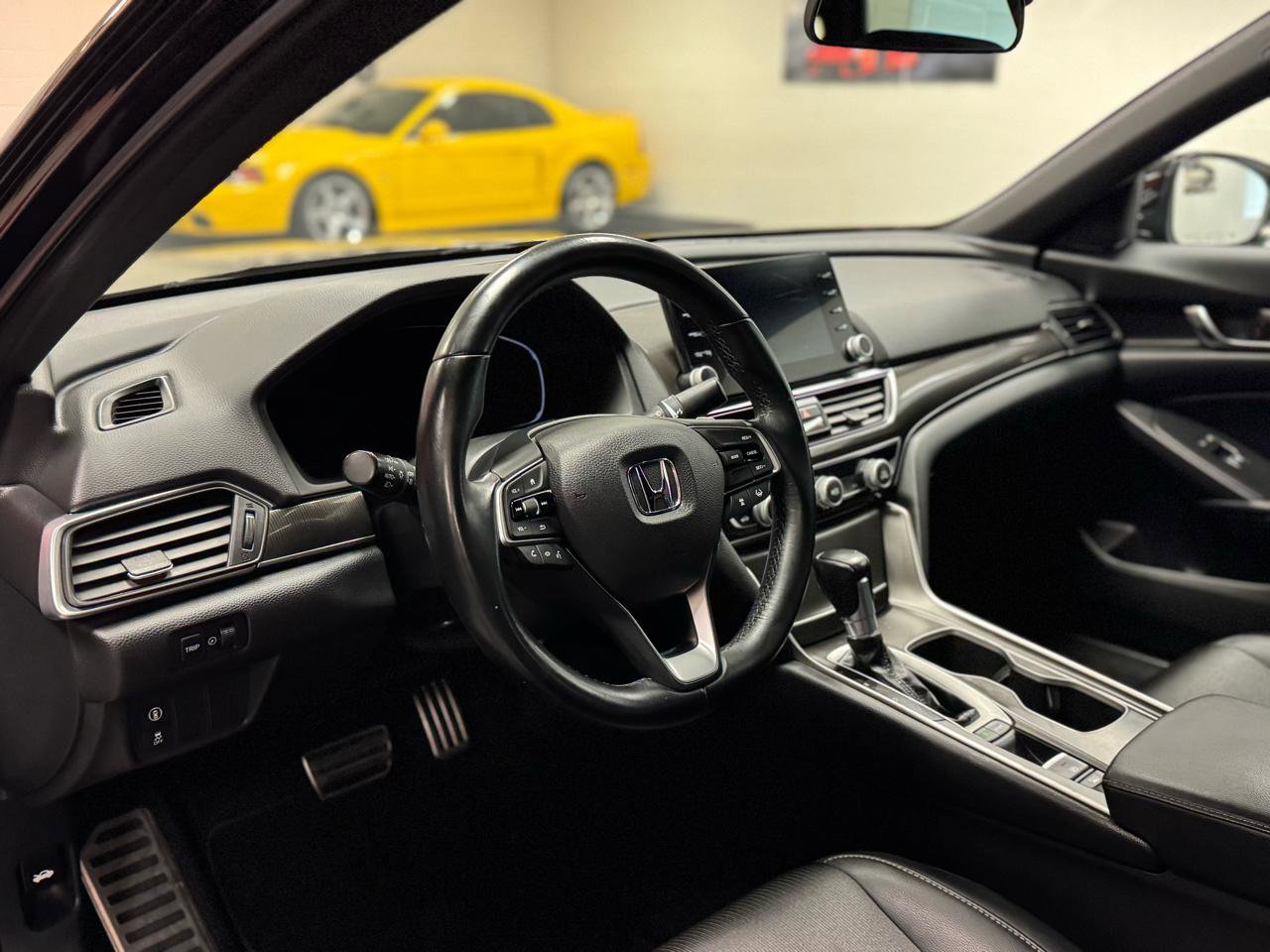 Used 2018 Honda Accord Sport image 20
