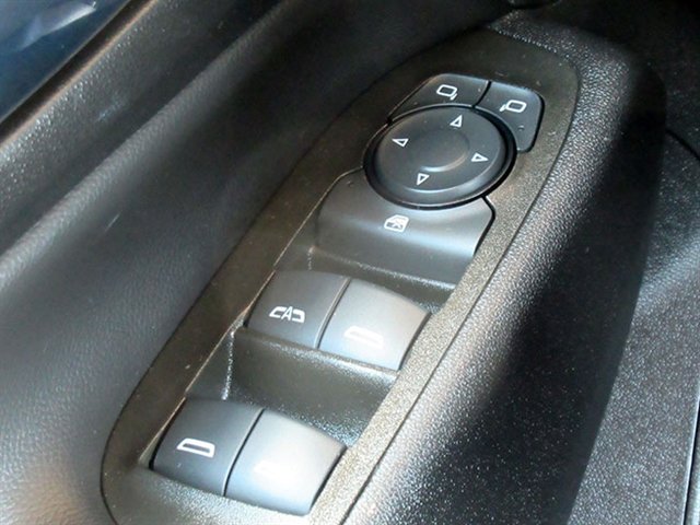 Used 2023 Chevrolet Equinox LT w/ Driver Convenience Package image 28