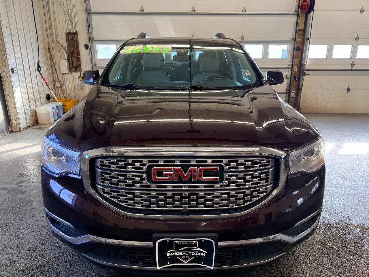 Used 2017 GMC Acadia Denali w/ Technology Package AWD/4WD image 5