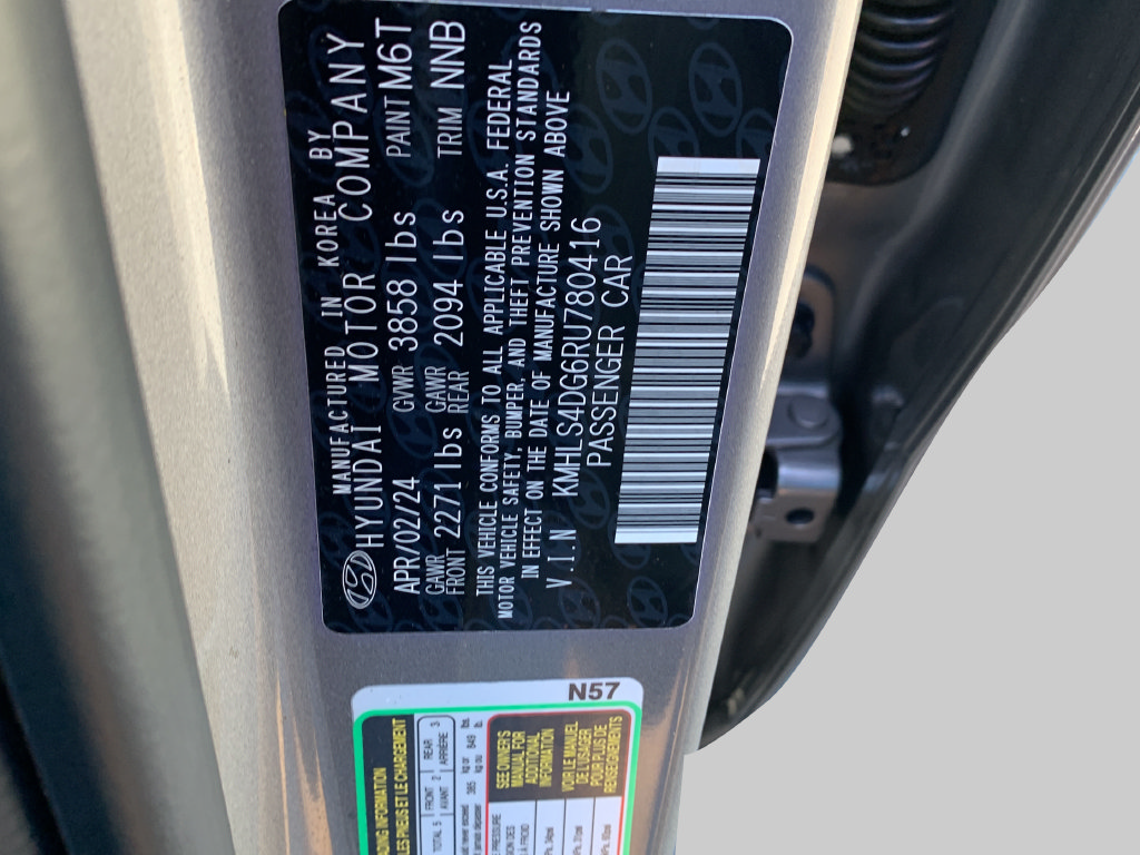 Certified 2024 Hyundai Elantra SEL w/ Convenience Package FWD image 39