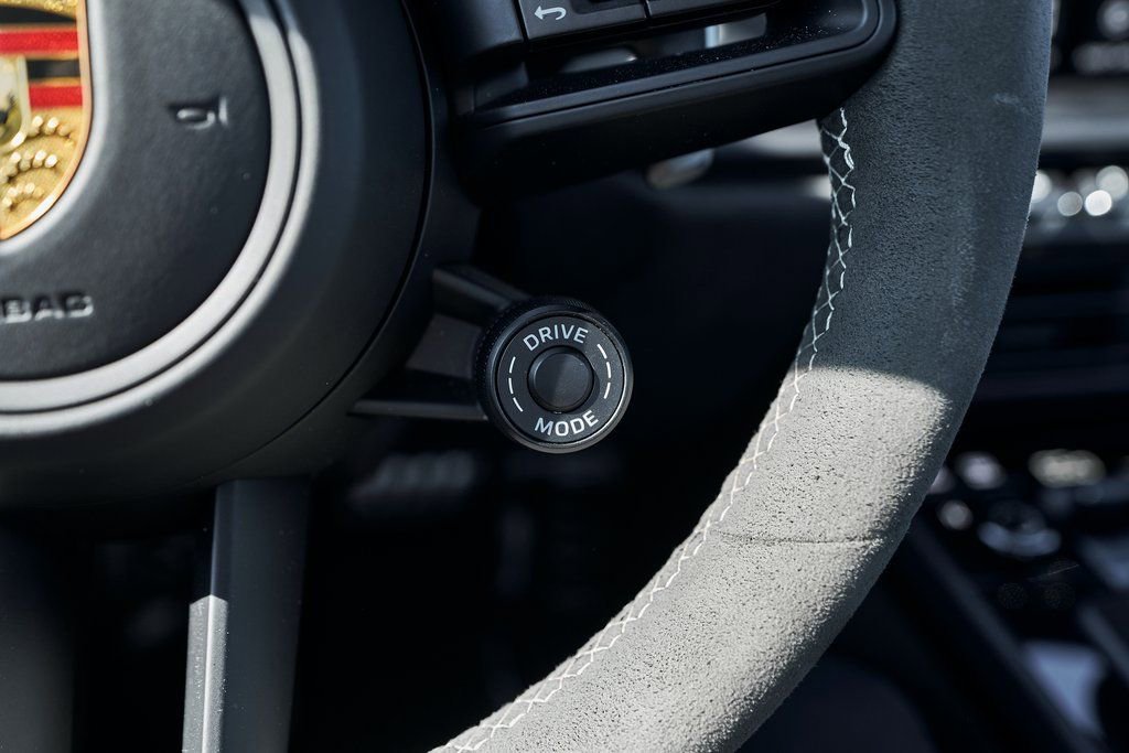 Used 2022 Porsche 911 GT3 image 47