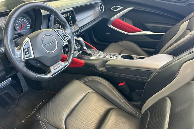 Used 2018 Chevrolet Camaro SS w/ Redline Edition RWD image 11