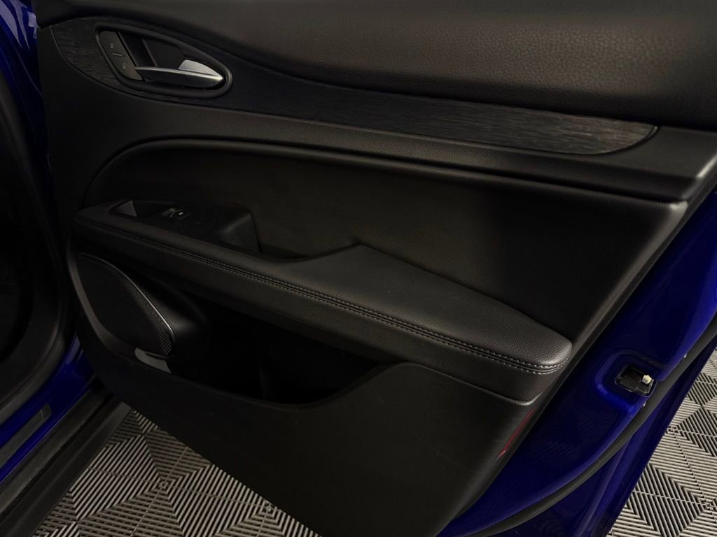 Used 2022 Alfa Romeo Stelvio Sprint image 34