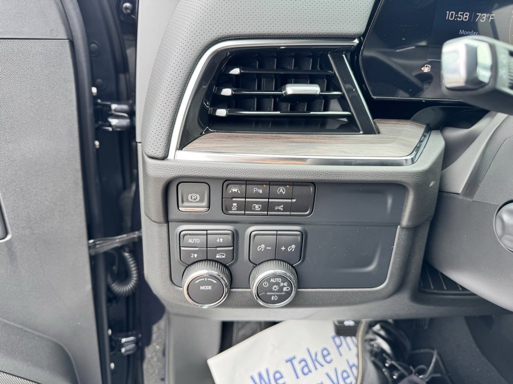 New 2025 Chevrolet Suburban Premier image 23