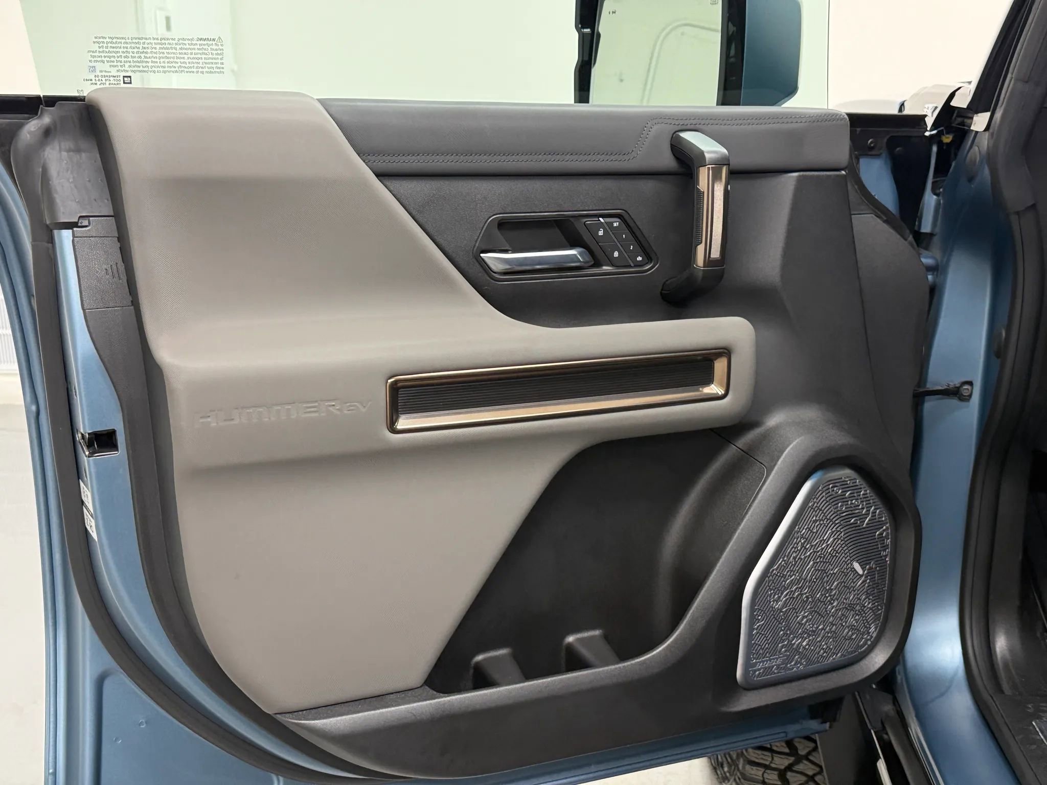 Used 2024 GMC Hummer EV 3X w/ Omega Edition image 19