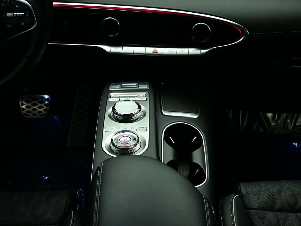 Used 2025 Genesis GV70 3.5T Sport w/ Sport Prestige Package image 36