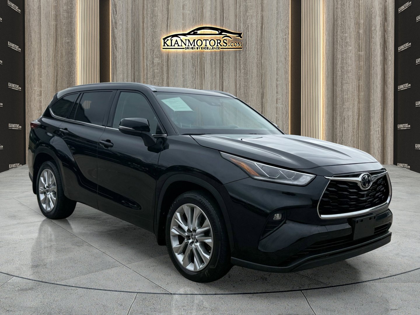 Used 2022 Toyota Highlander Limited
