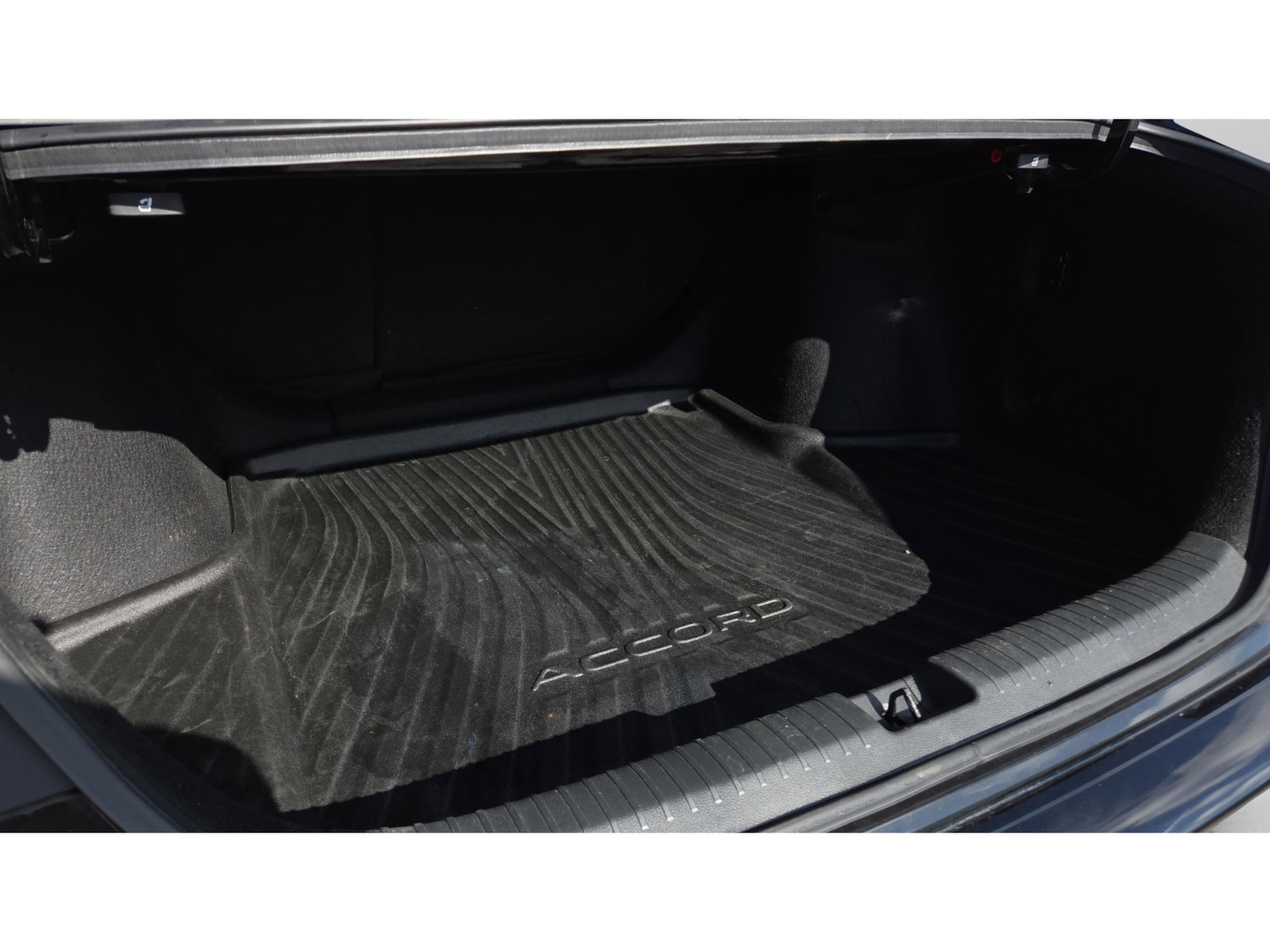 Used 2025 Honda Accord Touring image 15