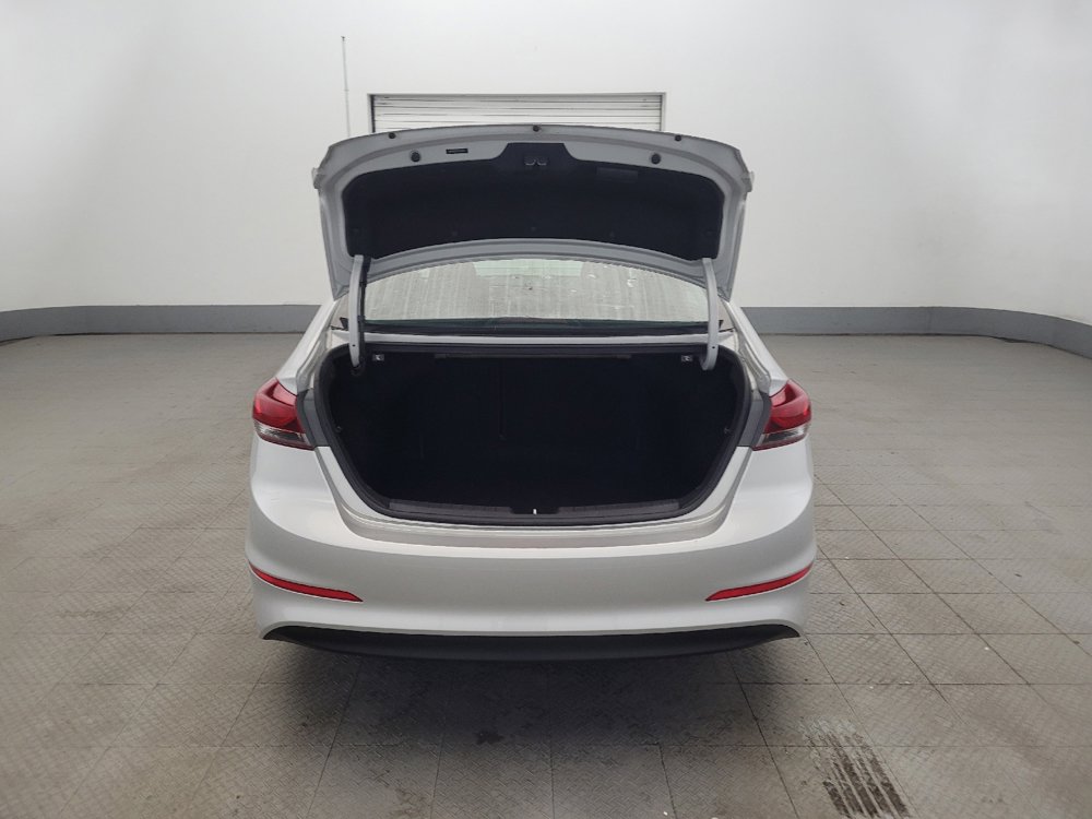 Used 2018 Hyundai Elantra SEL FWD image 29