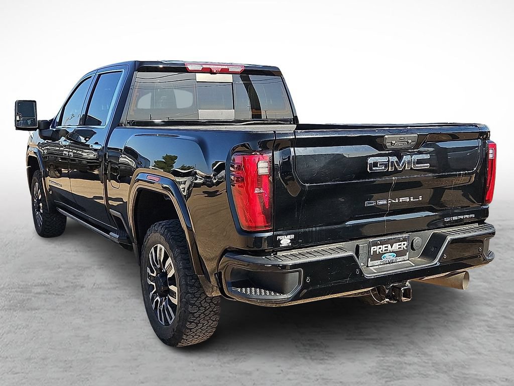 Used 2024 GMC Sierra 2500 Denali Ultimate AWD/4WD image 7