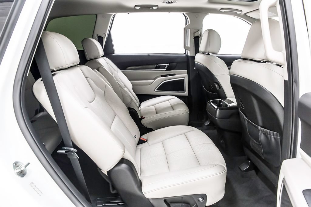 Used 2020 Kia Telluride EX w/ EX Premium Package FWD image 32