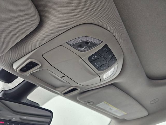 Used 2021 Chrysler Pacifica Limited image 34