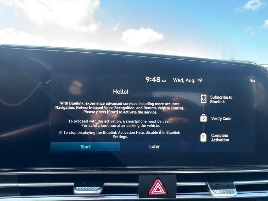 New 2026 Hyundai Elantra Limited FWD image 14