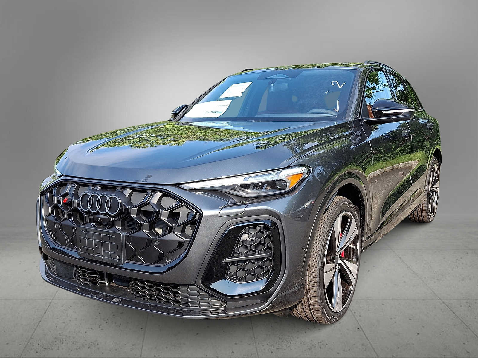 New 2026 Audi SQ5 Prestige AWD/4WD image 1