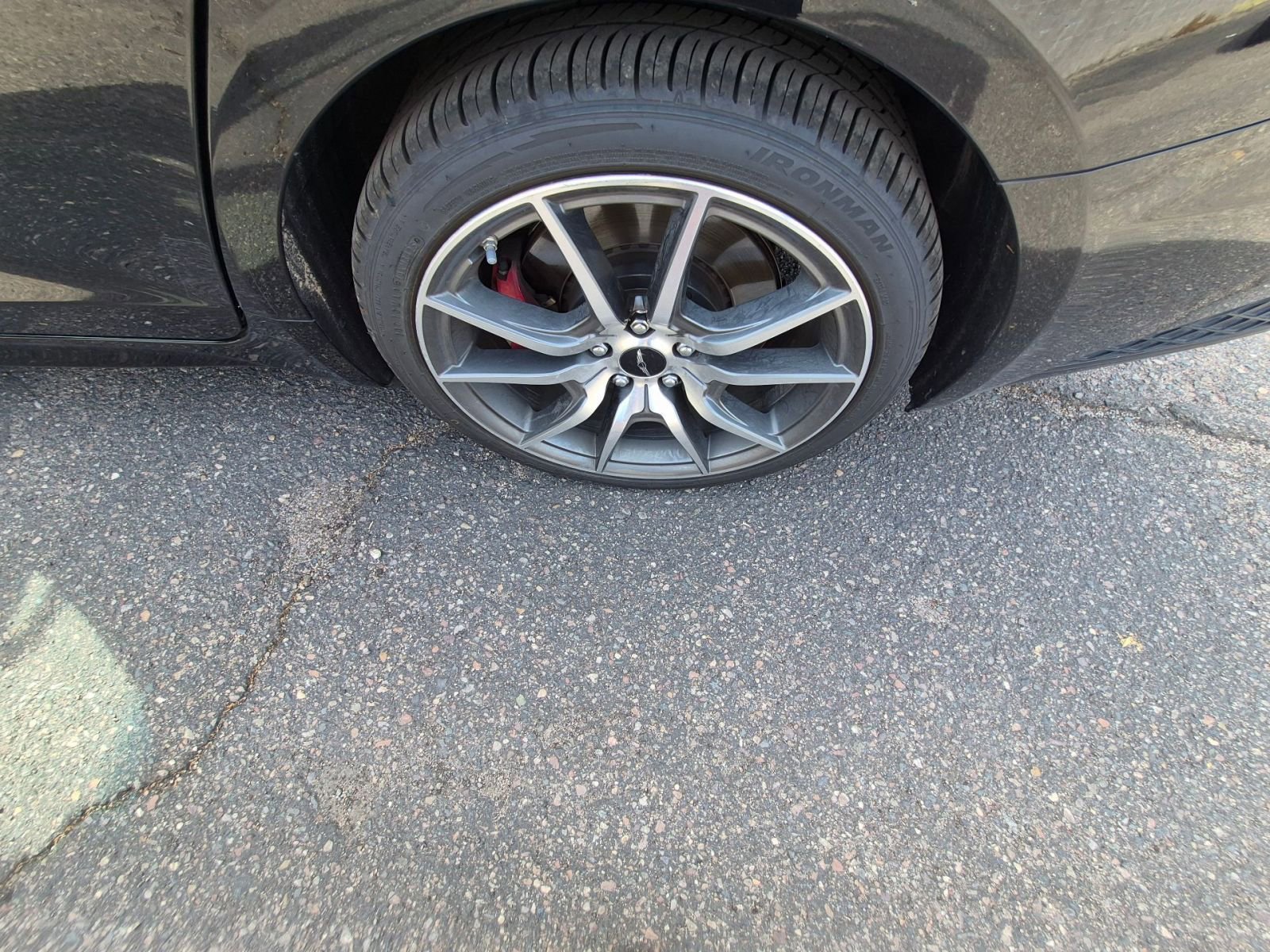 Used 2025 Genesis G70 2.5T image 11