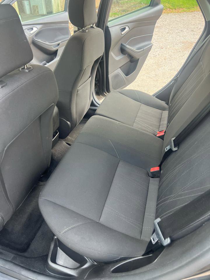 Used 2018 Ford Focus SE image 10