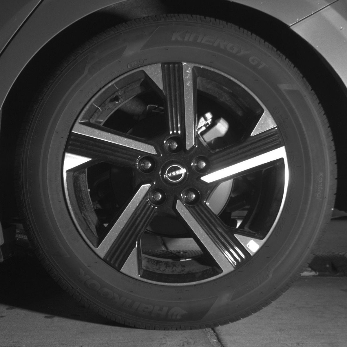 Used 2025 Nissan Sentra SV image 14