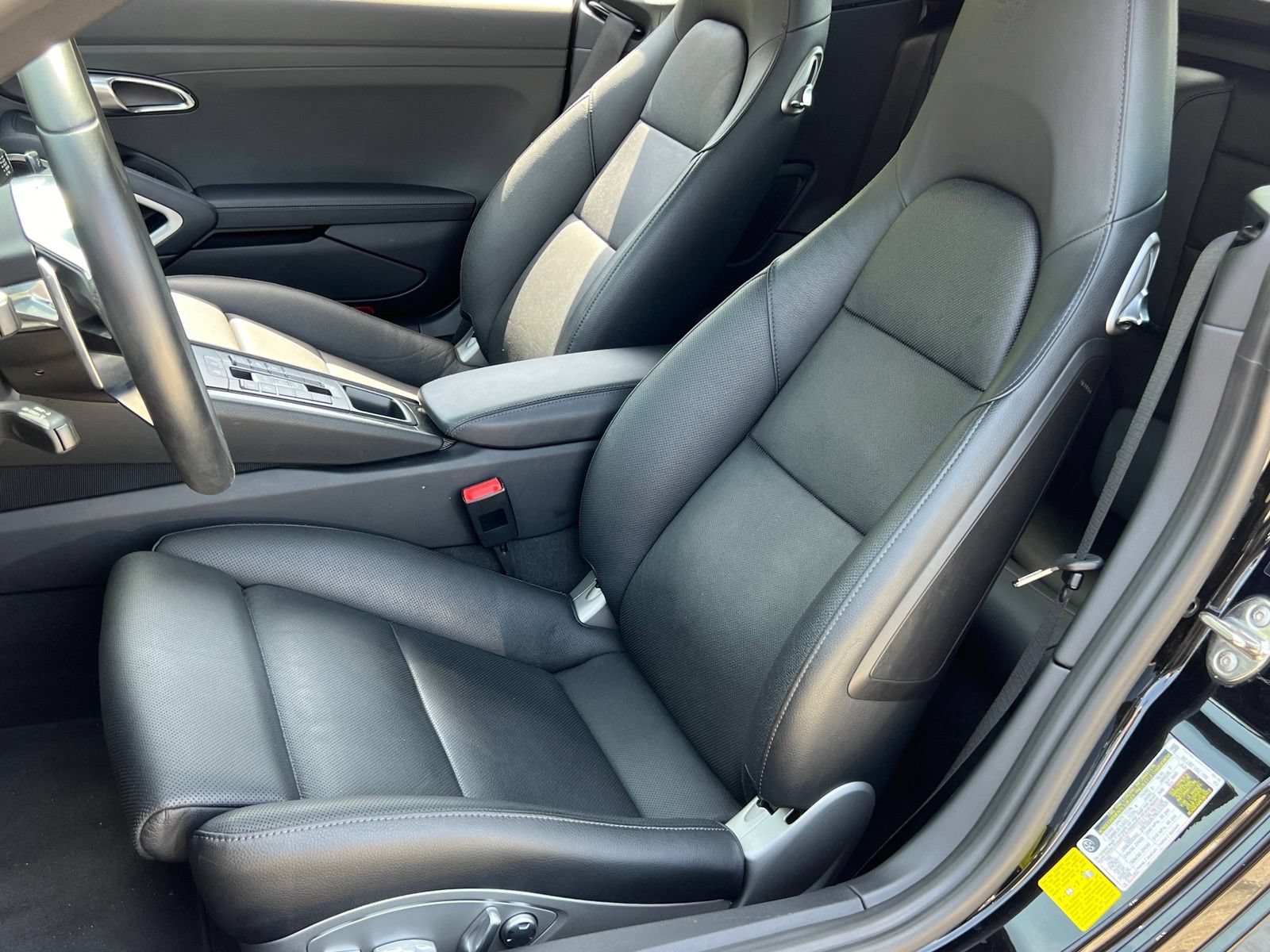 Certified 2019 Porsche 911 Carrera 4S AWD/4WD image 5