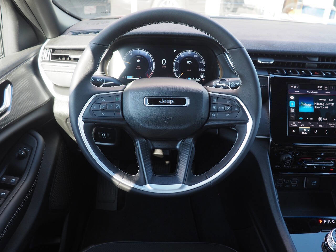 New 2025 Jeep Grand Cherokee Altitude image 20
