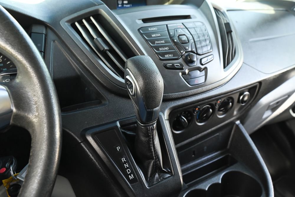 Used 2019 Ford Transit 250 148 Medium Roof RWD image 22