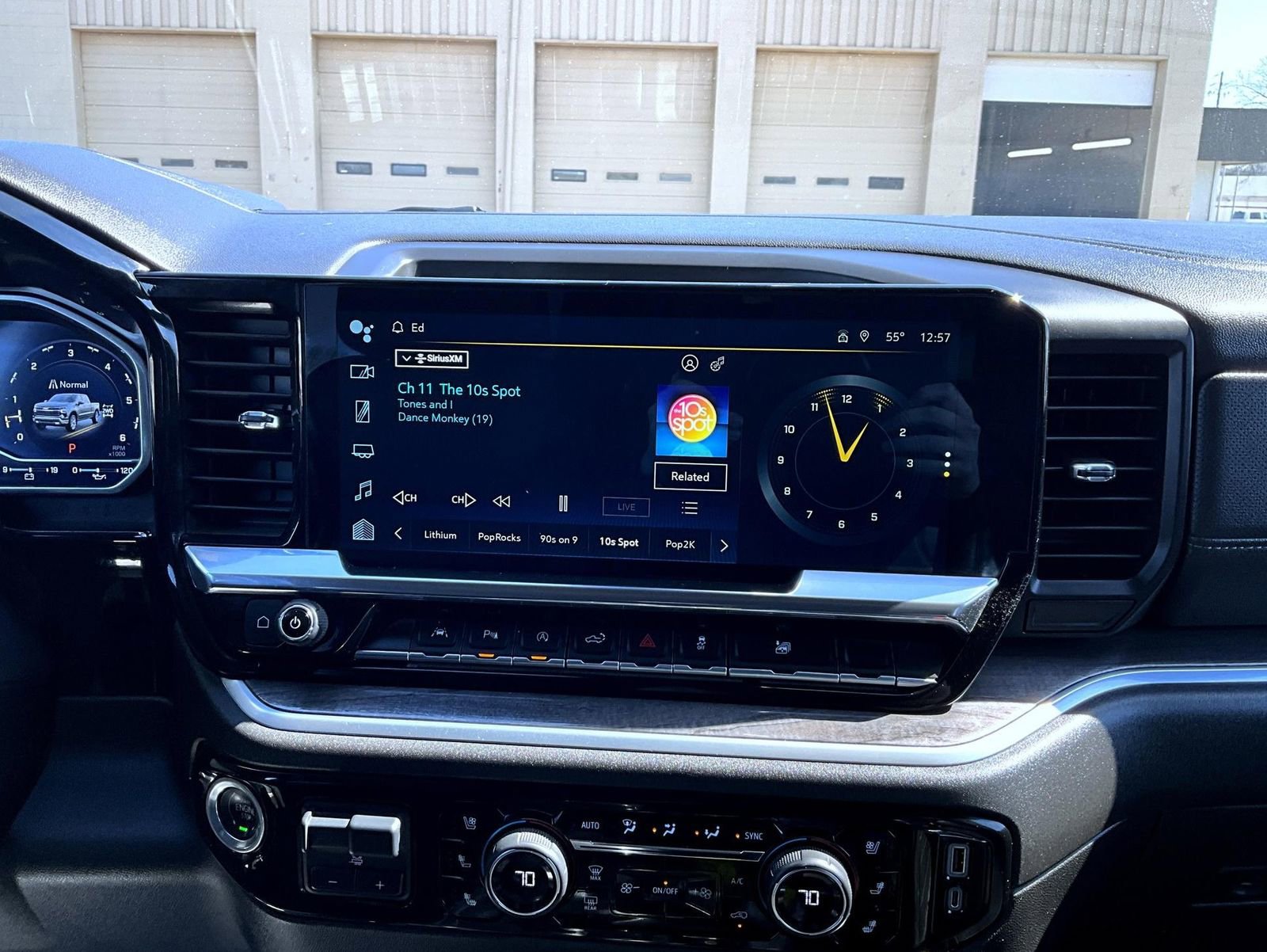 Used 2022 Chevrolet Silverado 1500 LTZ image 14