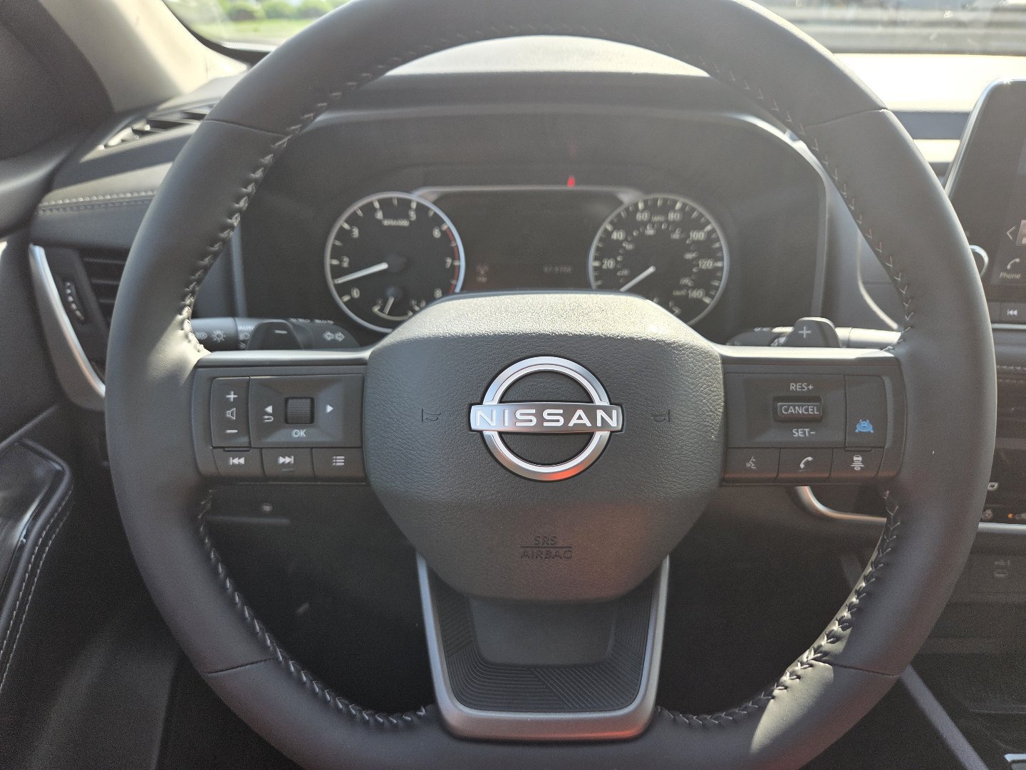 New 2027 Nissan Rogue SV AWD/4WD image 27
