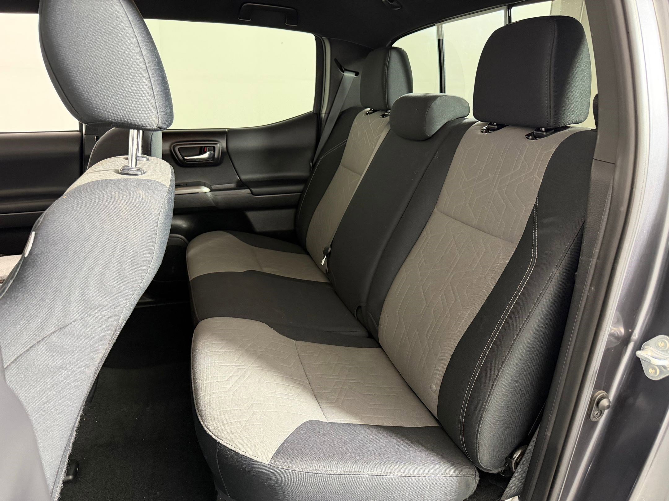 Used 2023 Toyota Tacoma TRD Off-Road w/ Technology Package image 12