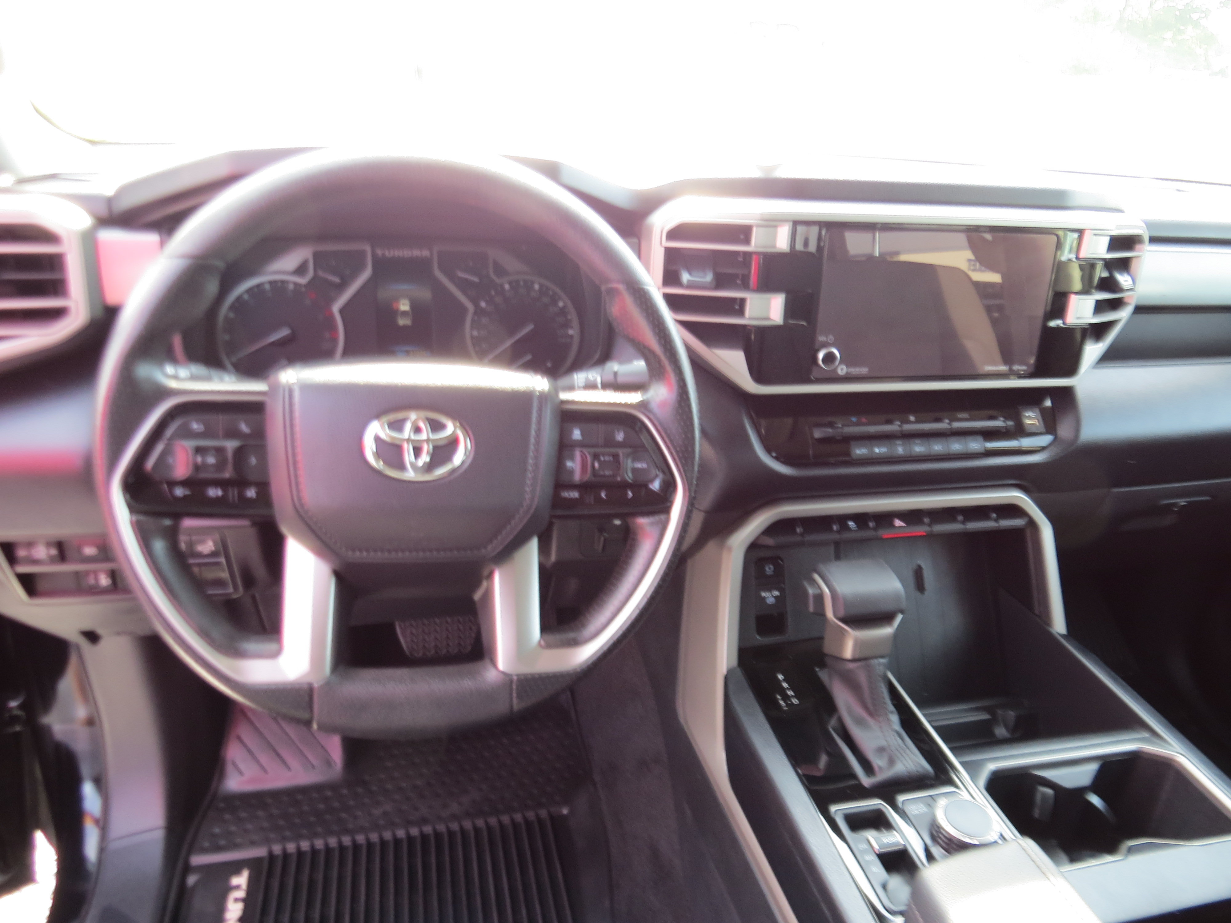Used 2024 Toyota Tundra SR5 w/ SR5 Convenience Package AWD/4WD image 19
