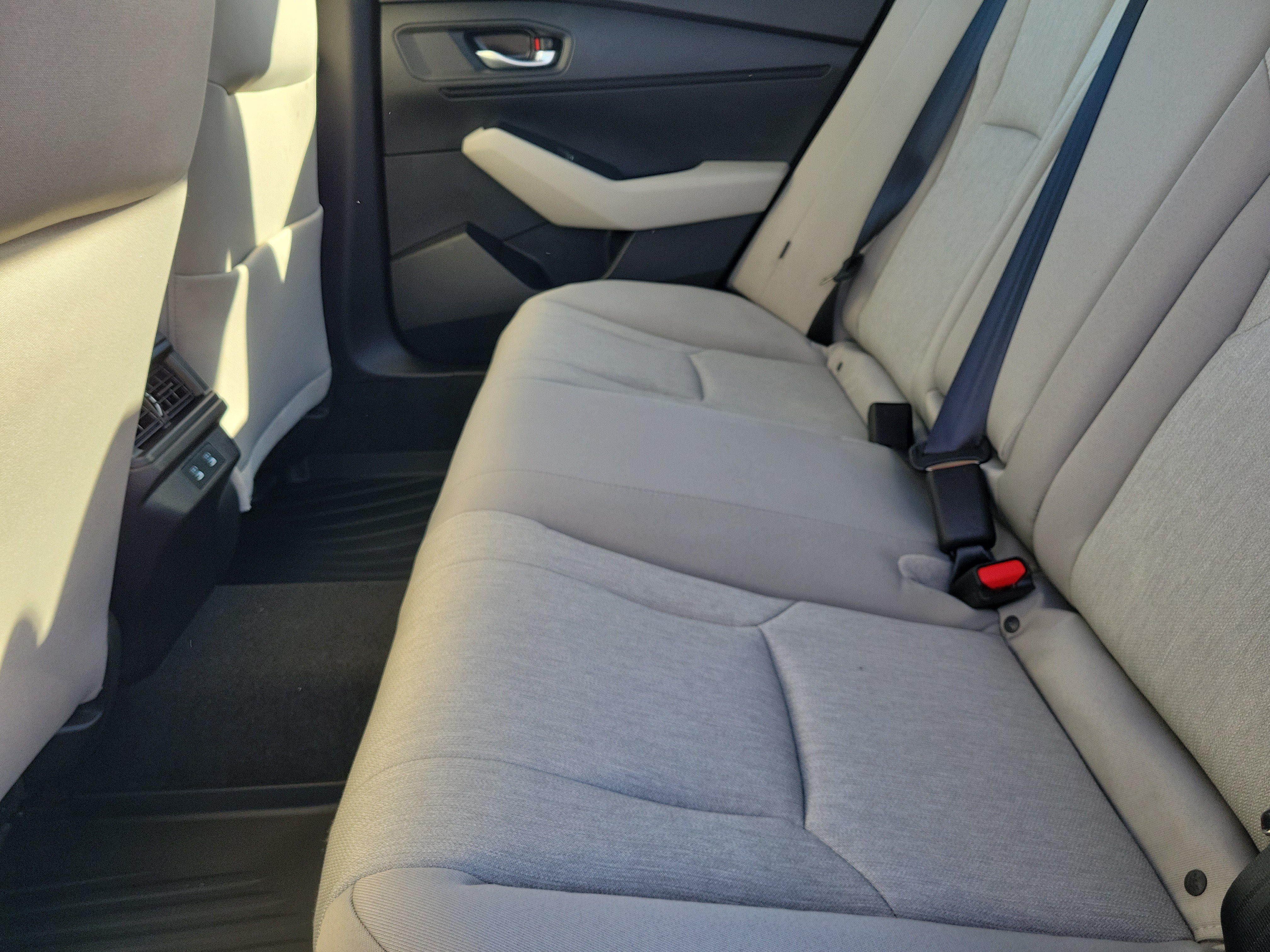 Used 2025 Honda Accord SE image 12