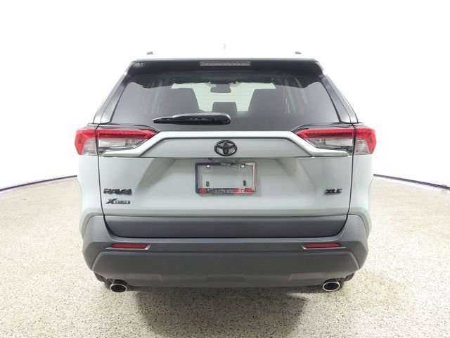 Used 2022 Toyota RAV4 XLE w/ Convenience Package image 6