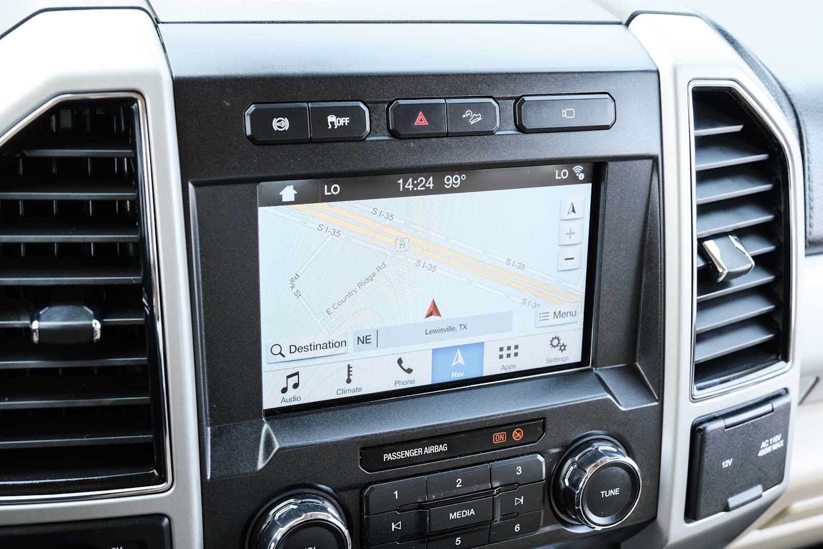 Used 2019 Ford F250 Lariat w/ Lariat Ultimate Package AWD/4WD image 51