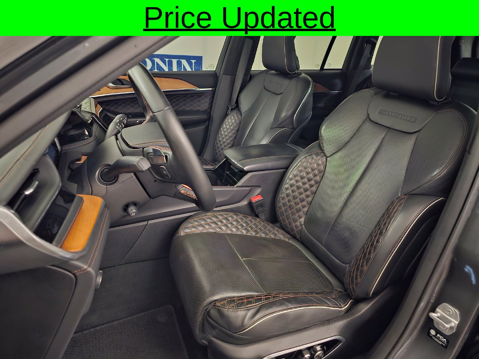 Used 2022 Jeep Grand Cherokee Summit AWD/4WD image 6