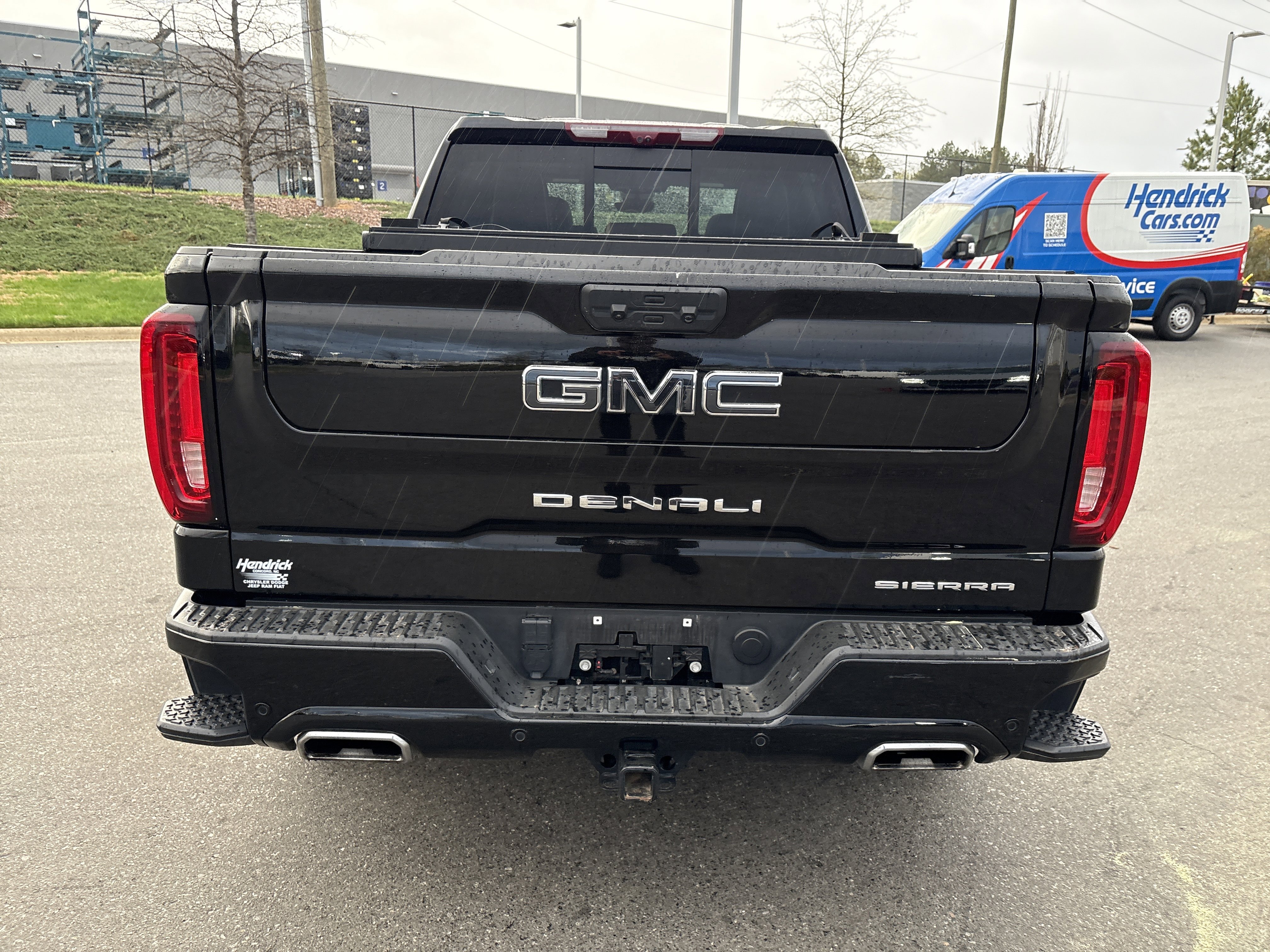 Used 2024 GMC Sierra 1500 Denali Ultimate image 8