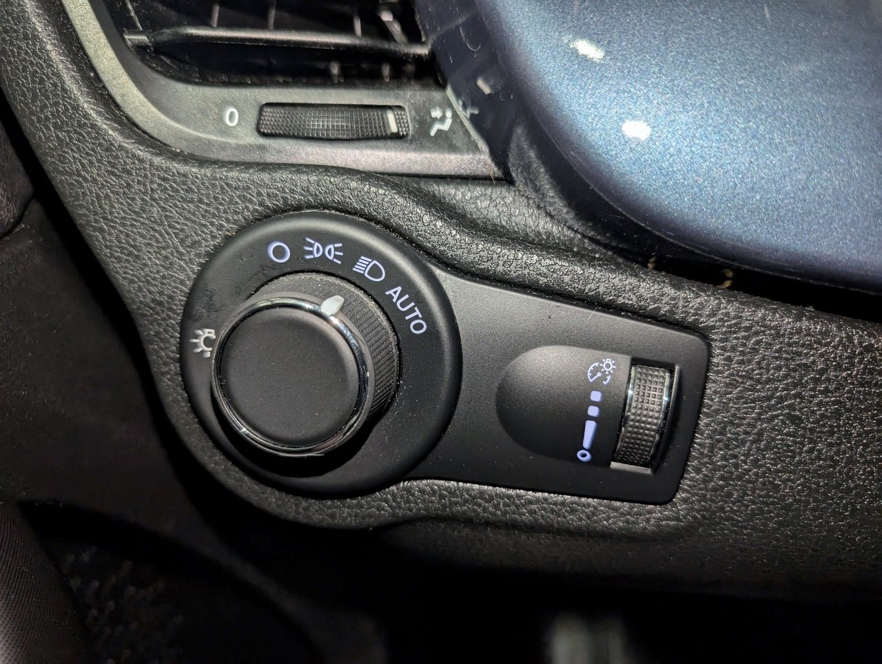 Used 2020 FIAT 500X Pop AWD/4WD image 41