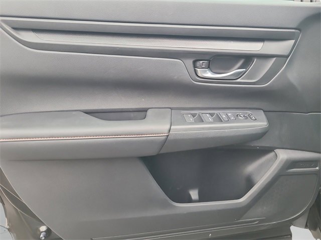Used 2025 Honda CR-V Sport image 18
