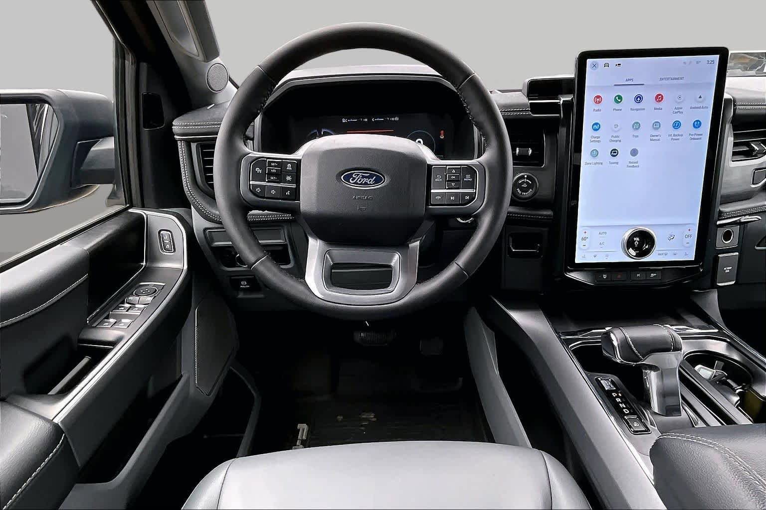 Used 2025 Ford F150 Lightning Flash AWD/4WD image 8