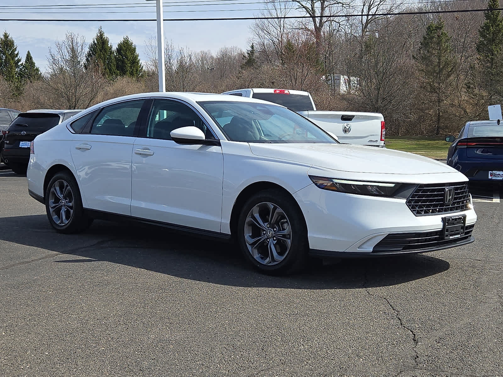 Used 2024 Honda Accord EX image 4