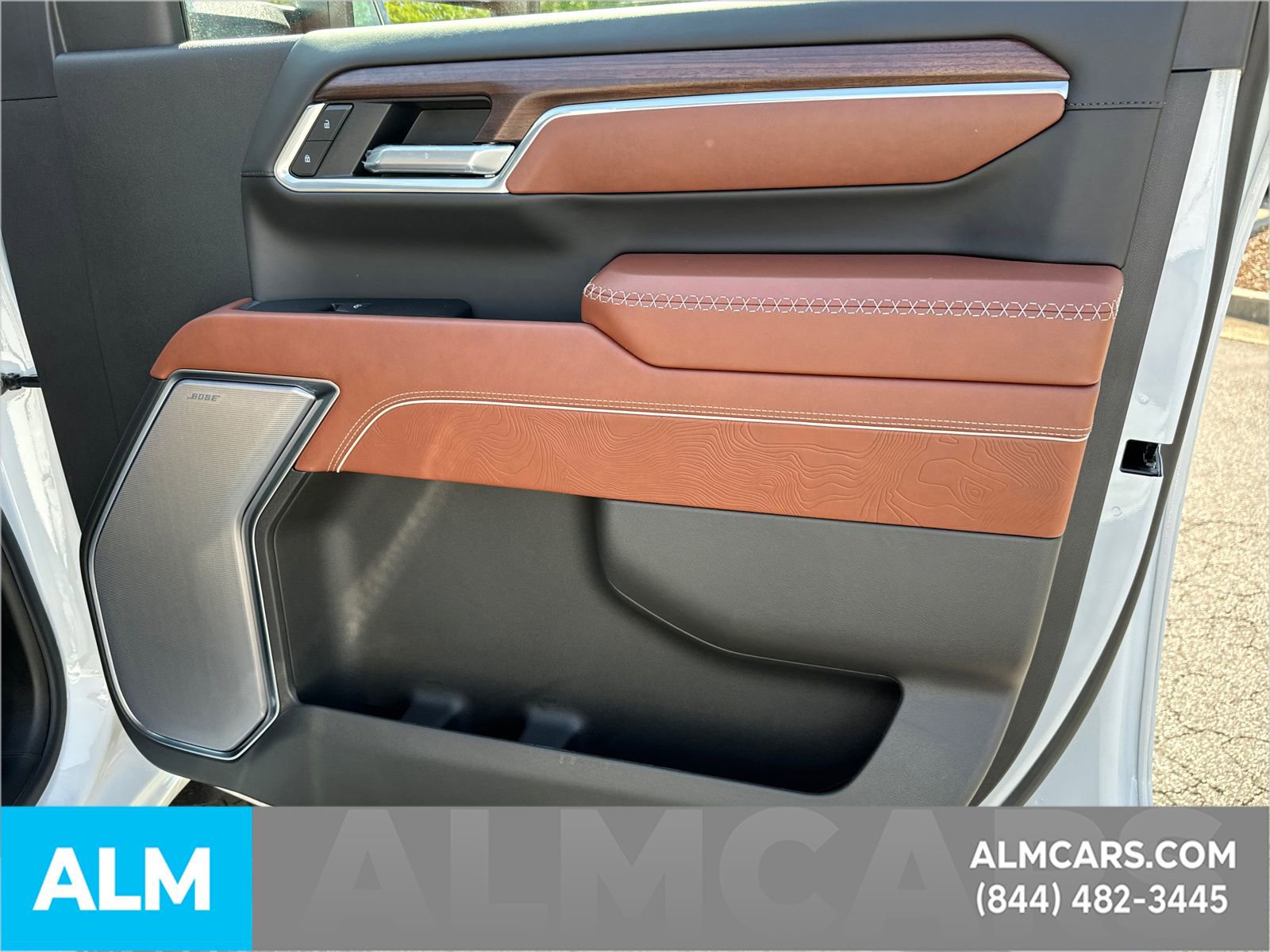 Used 2025 GMC Sierra 3500 Denali Ultimate image 17