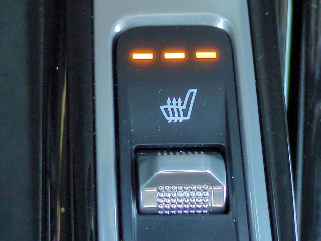 Used 2021 Kia Sorento SX image 24