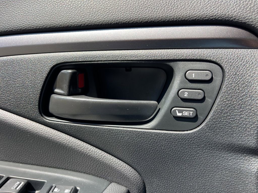 Used 2023 Honda Passport EX-L image 24