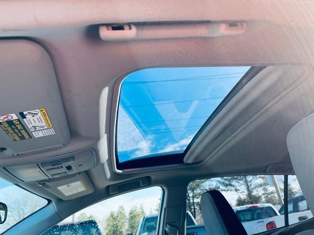 Used 2016 Toyota RAV4 XLE image 20