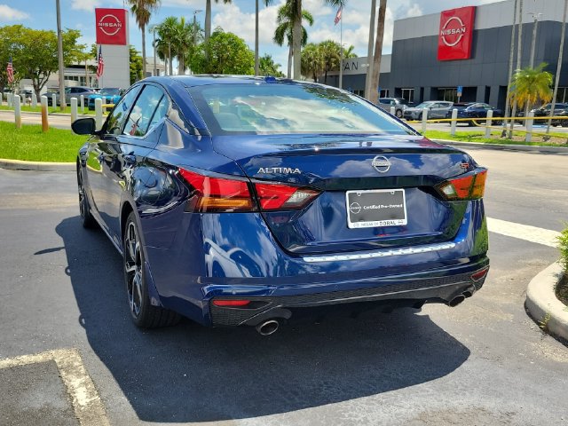 Used 2023 Nissan Altima 2.5 SR FWD image 6