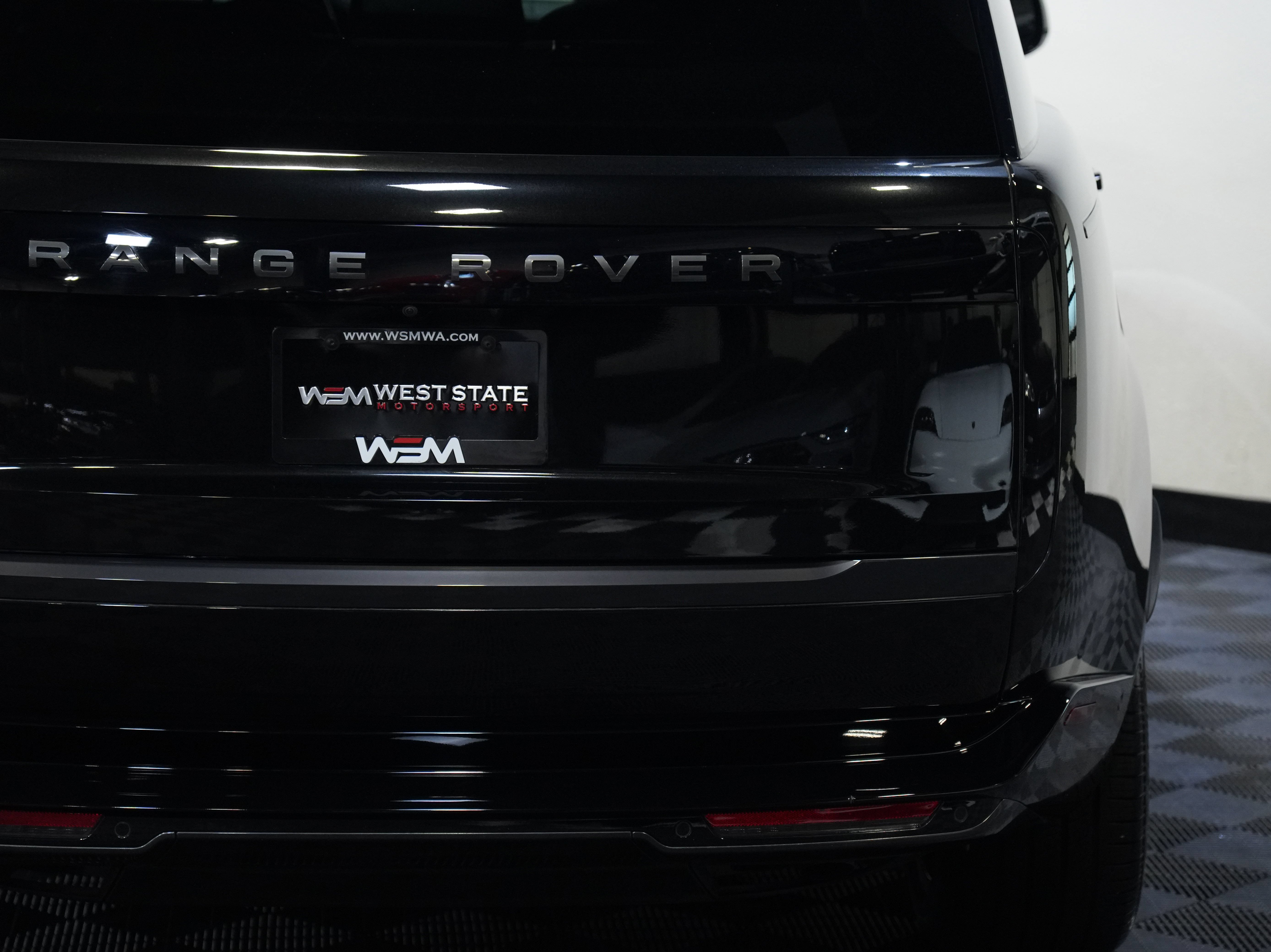 Used 2024 Land Rover Range Rover Autobiography AWD/4WD image 16