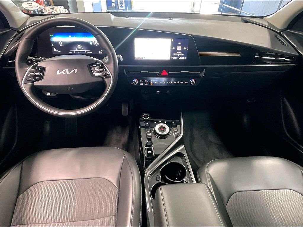 Used 2025 Kia Niro Wind w/ Wind Preserve Package FWD image 22
