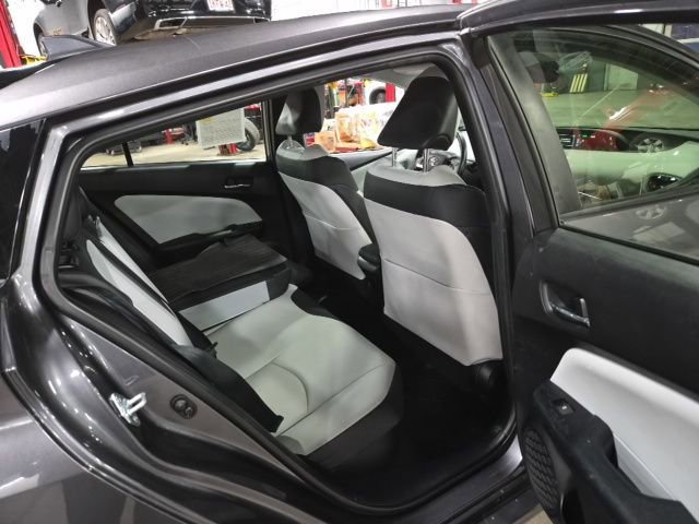 Used 2016 Toyota Prius Three Touring image 12